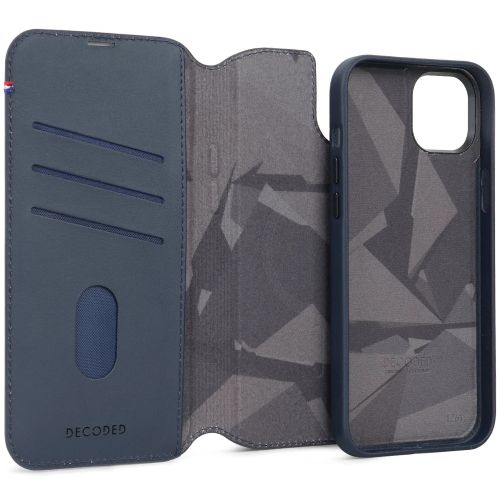 DECODED Leather Detachable Wallet Case w/MagSafe for iPhone 15 - True Navy